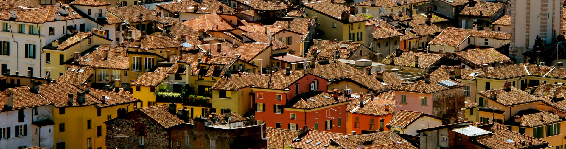 Tetti del centro storico di Brescia